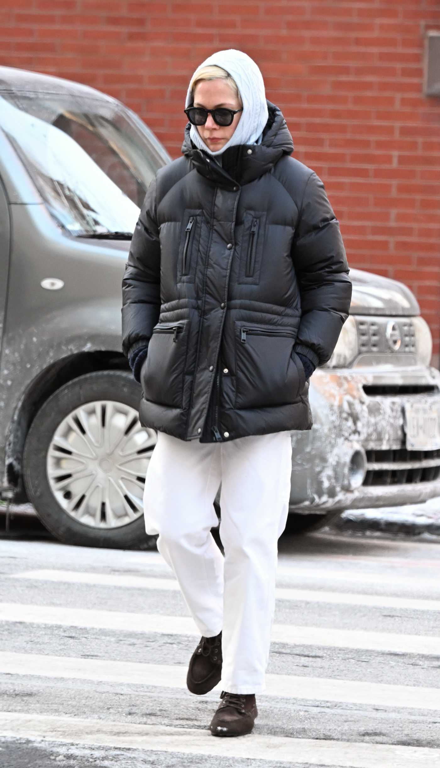 Michelle Williams in a White Pants Was Seen Out in New York 01/22/2025