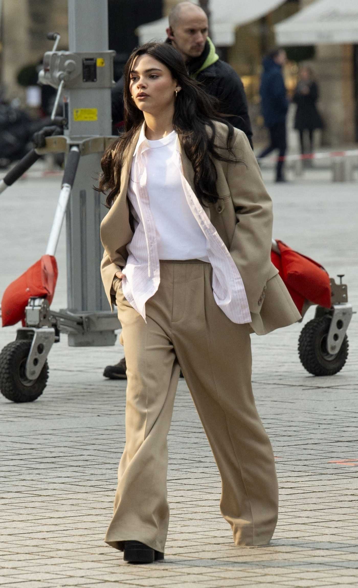 Ariana Greenblatt in a Caramel Coloured Pantsuit on the Set of a Commercial for L'Oreal in Paris 02/06/2025