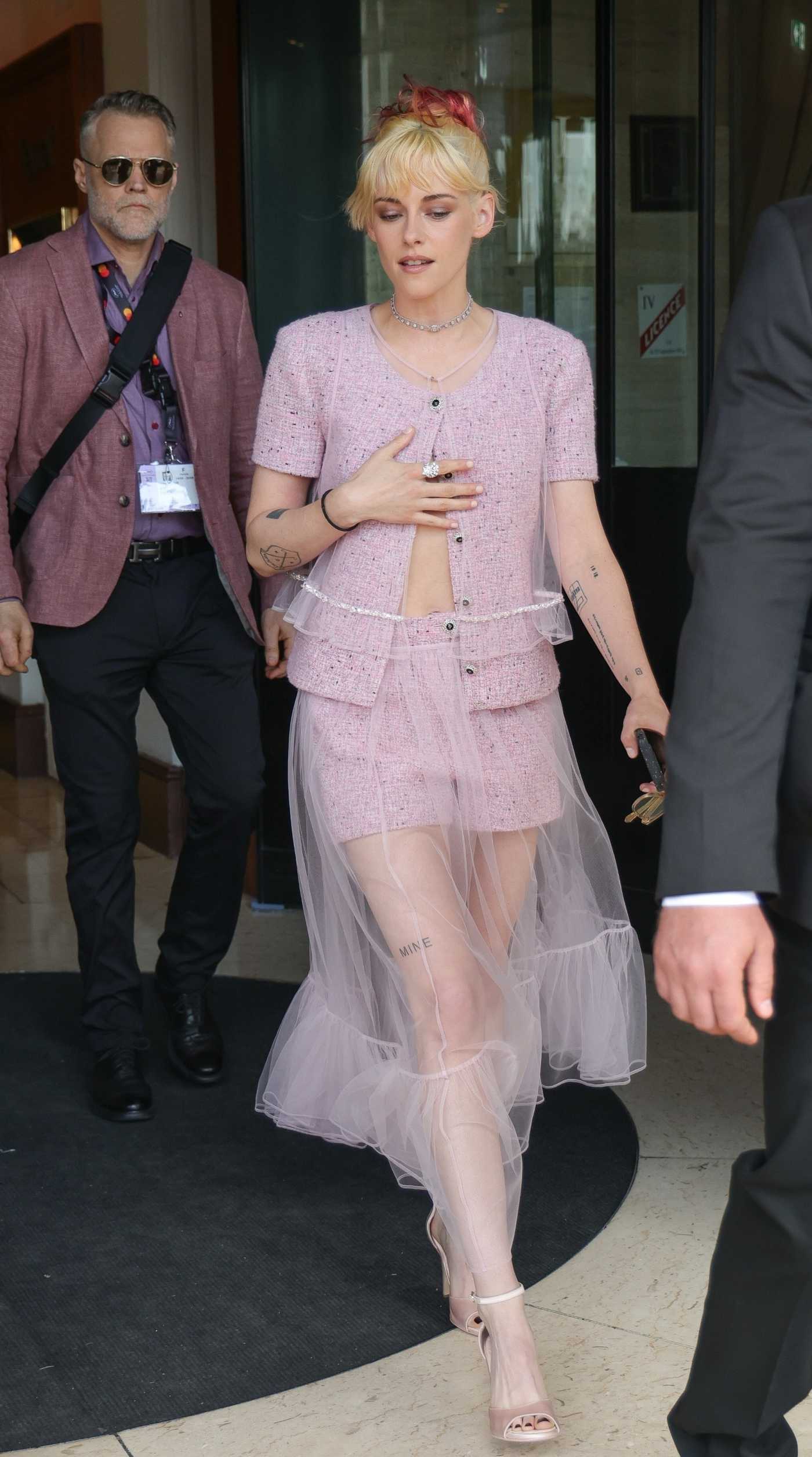 Kristen Stewart in a Pink Ensemble Leaves the Hotel Martinez in Cannes 05/16/2025
