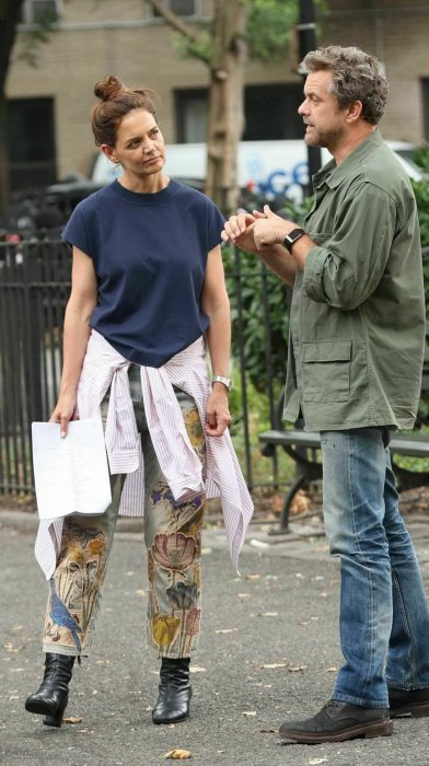 Katie Holmes in an Olive Patterned Pants