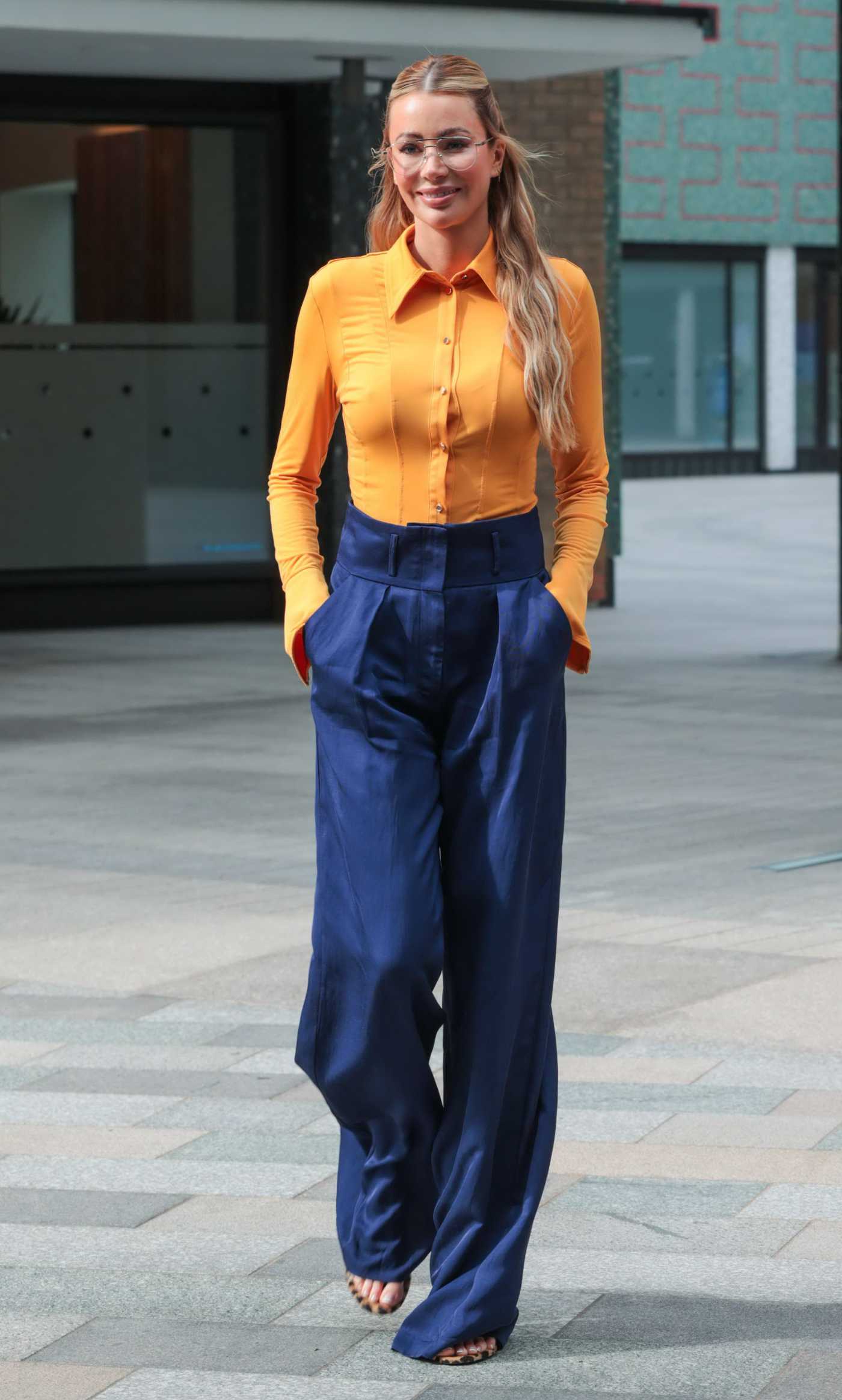 Olivia Attwood in an Orange Shirt Was Seen Outside the ITV Studios in London 08/01/2025