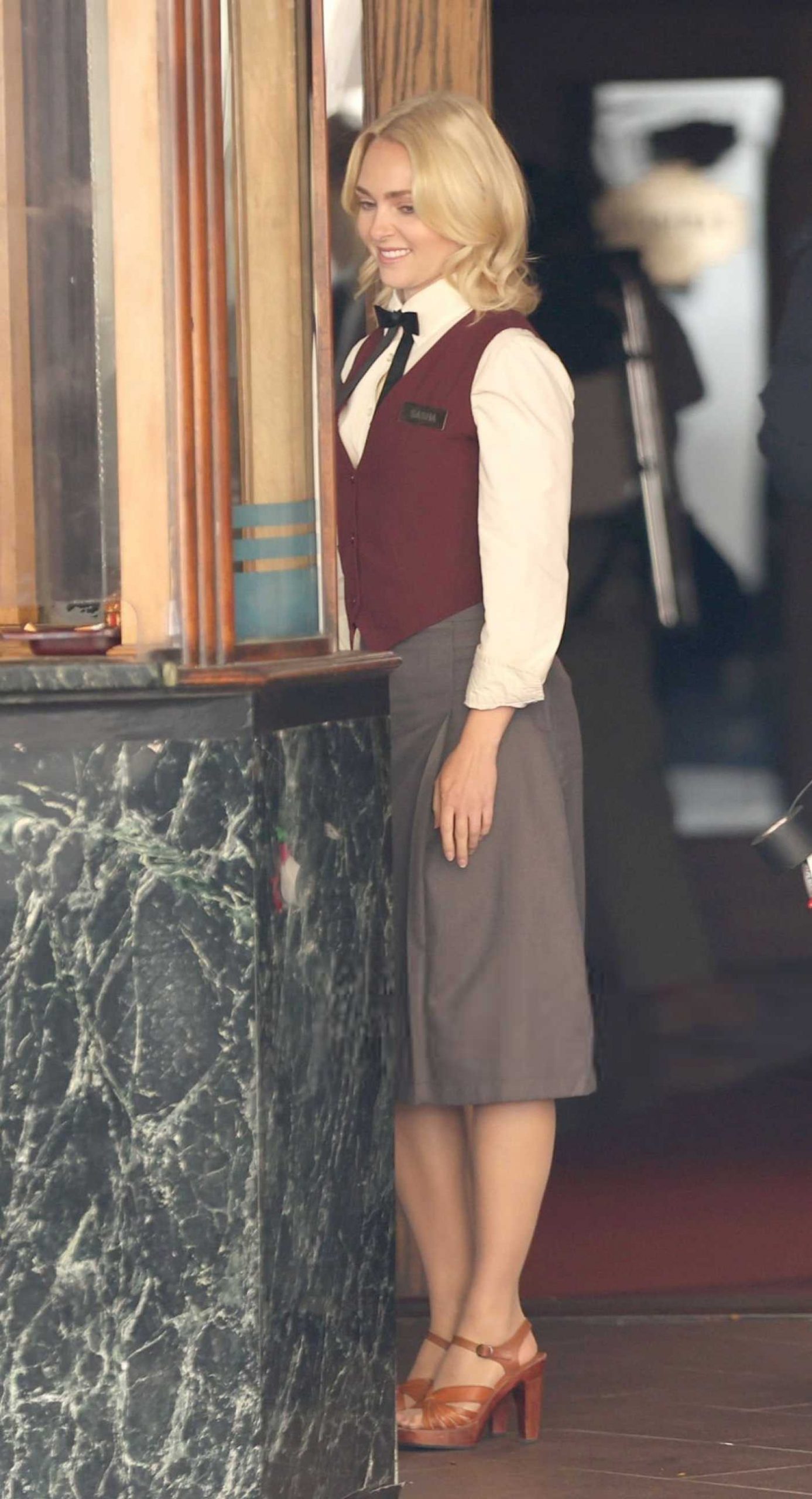 AnnaSophia Robb on the Set of I Play Rocky in Elizabeth 10/21/2025