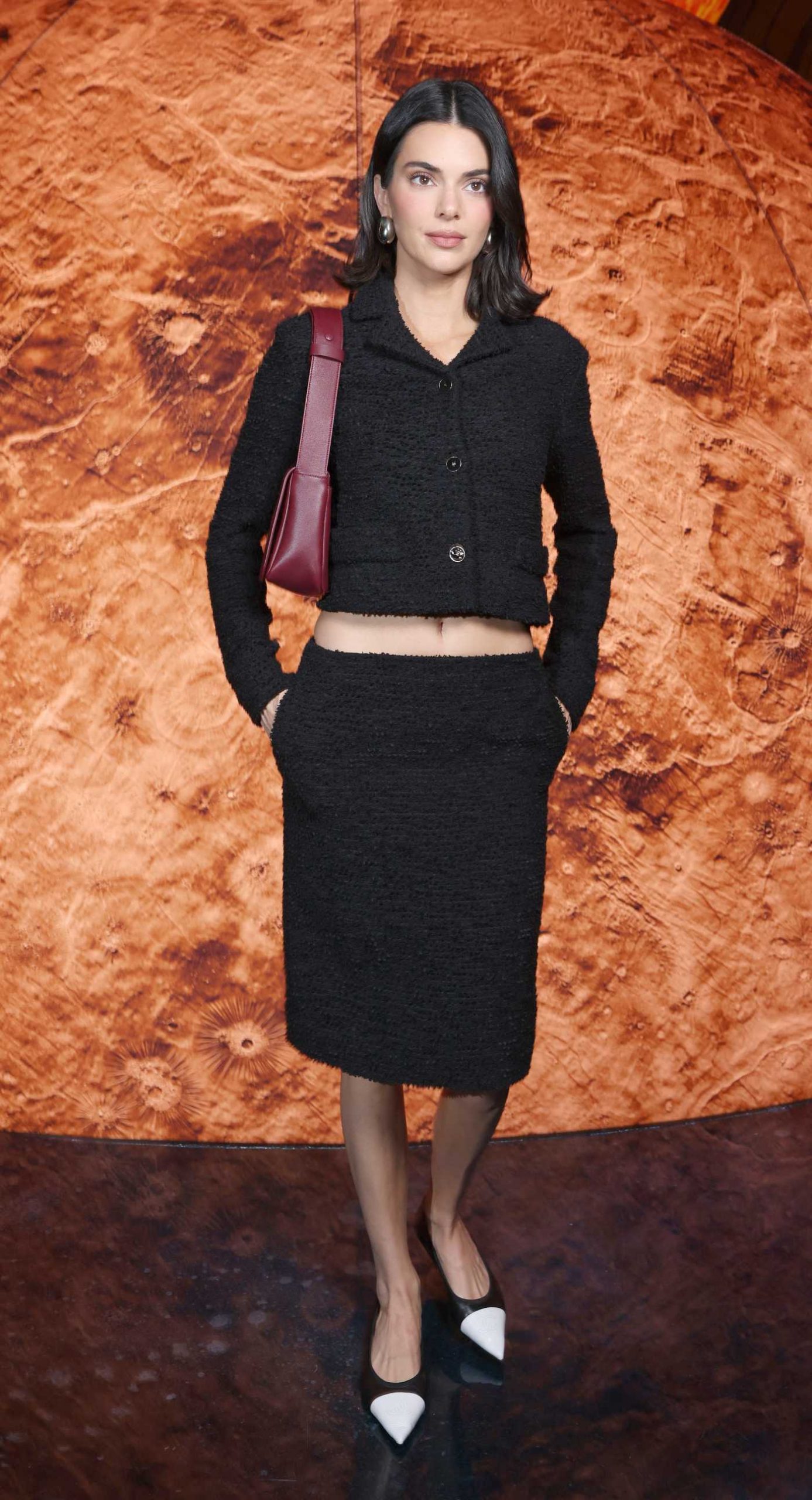 Kendall Jenner Attends the Chanel Fashion Show During 2025 Paris Fashion Week in Paris 10/06/2025