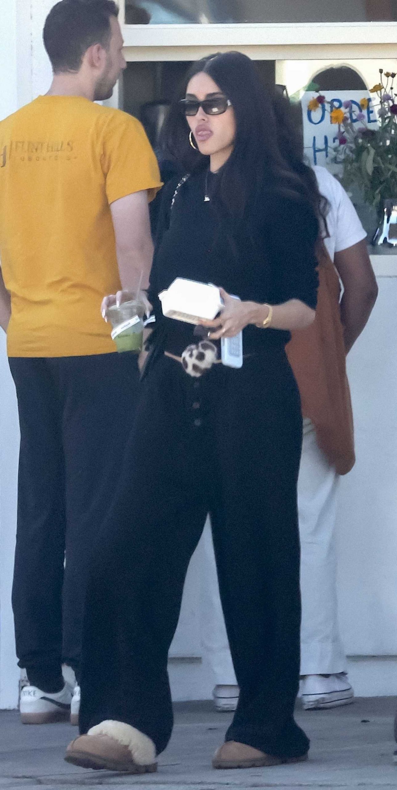 Madison Beer in a Black Outfit Was Seen Out for Breakfast in Los Angeles 11/07/2025