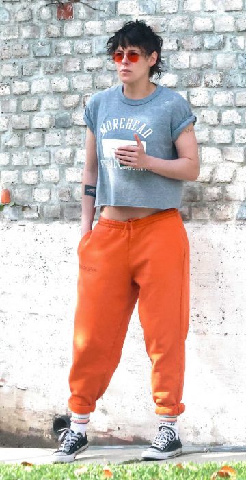 Kristen Stewart in an Orange Sweatpants