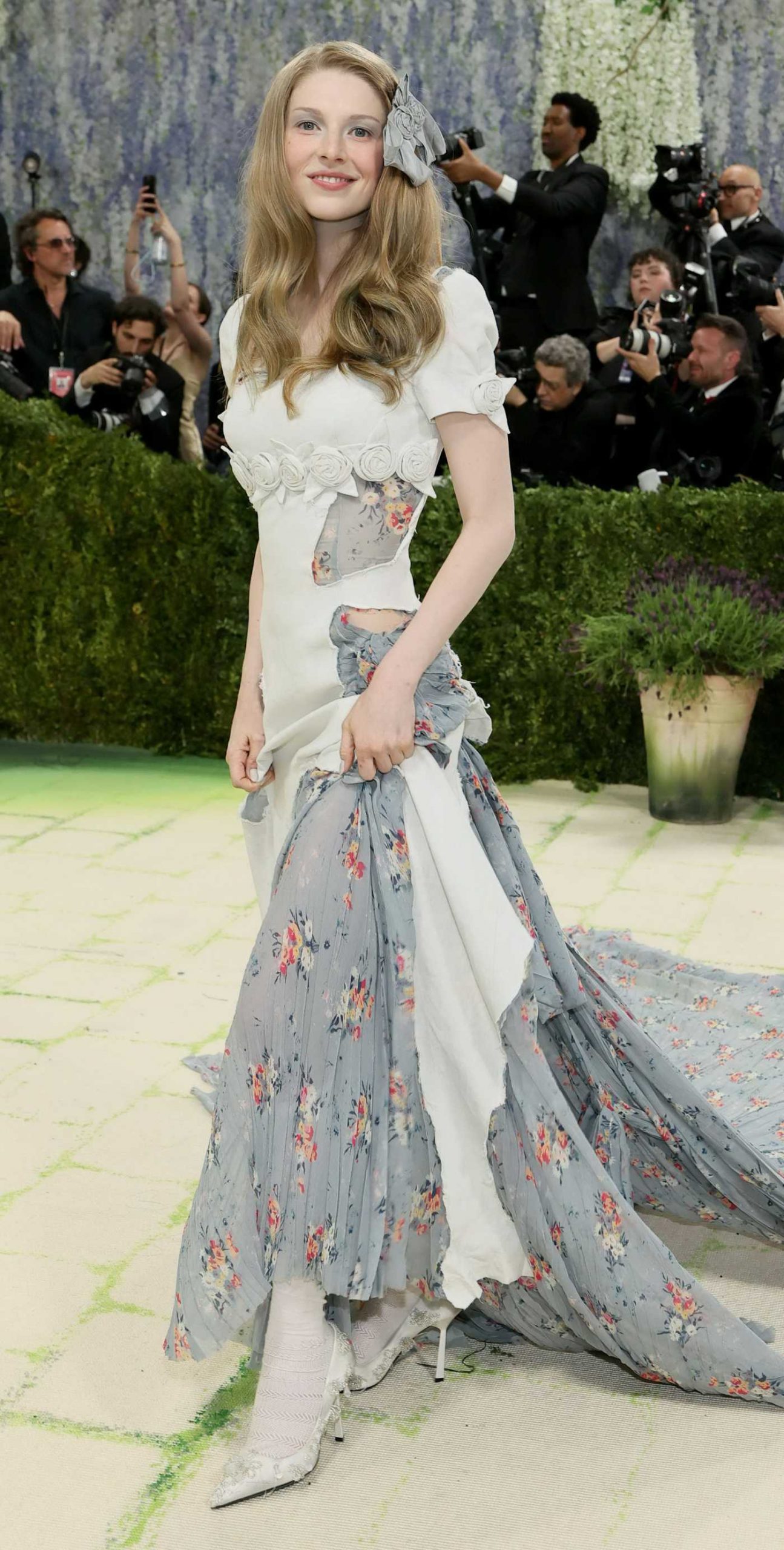 Hunter Schafer Attends 2026 Met Gala Celebrating Costume Art at the Metropolitan Museum of Art in New York City 05/04/2026