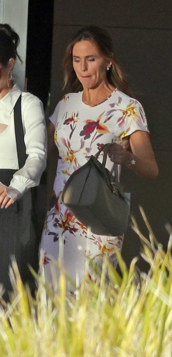 Jennifer Garner in a White Floral Dress