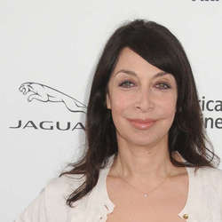 Illeana Douglas