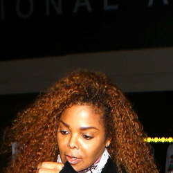 Janet Jackson – Celebrity Wiki -> onceleb.wiki