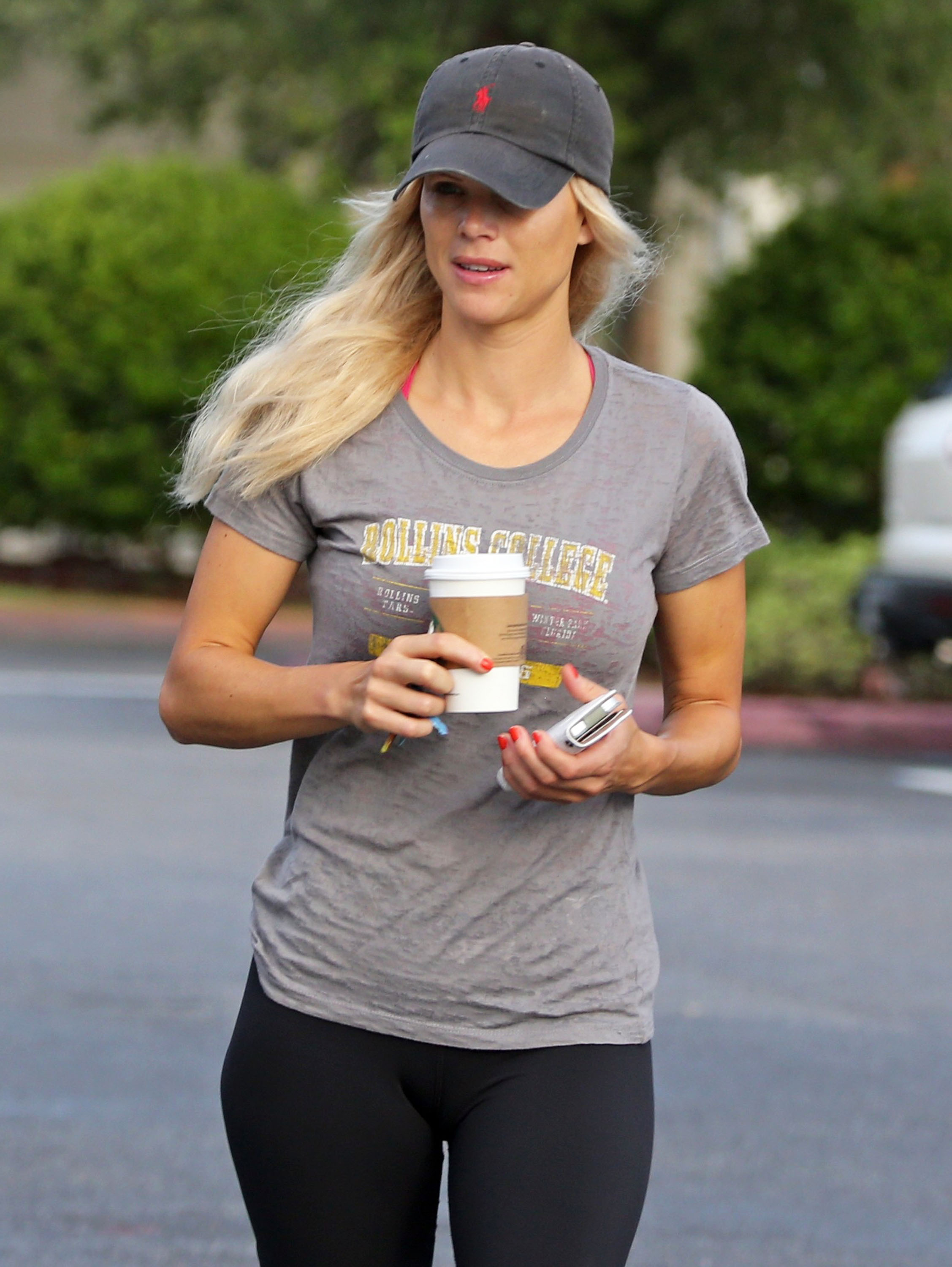 Elin Nordegren Seen Out n about