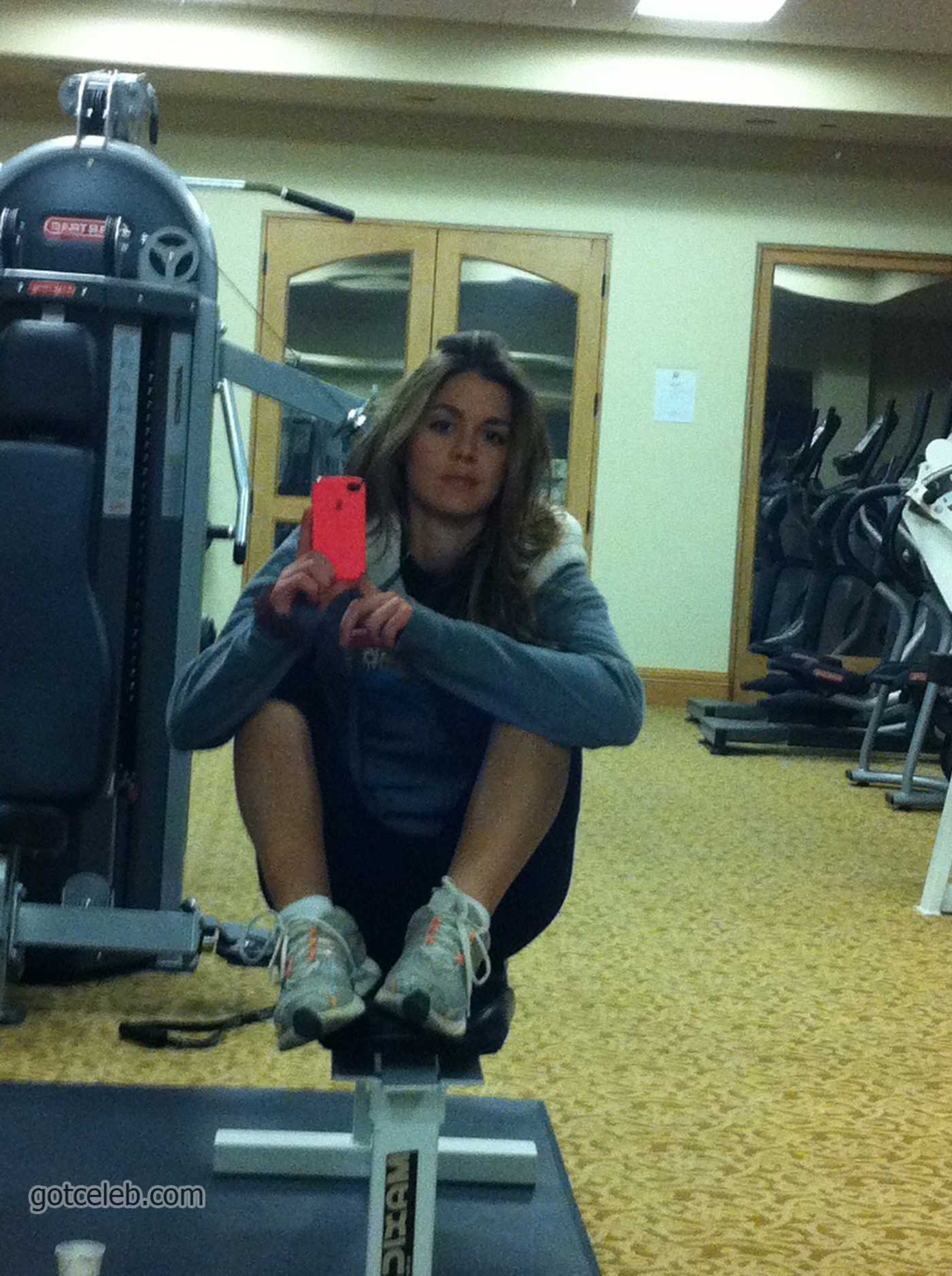 Samantha Lockwood Personal Gym Photos-1