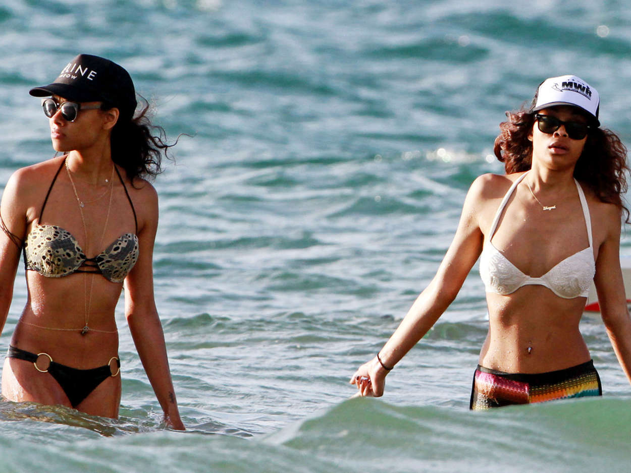 Shayne and Bria Murphy Bikinis on the Beach in Maui-1