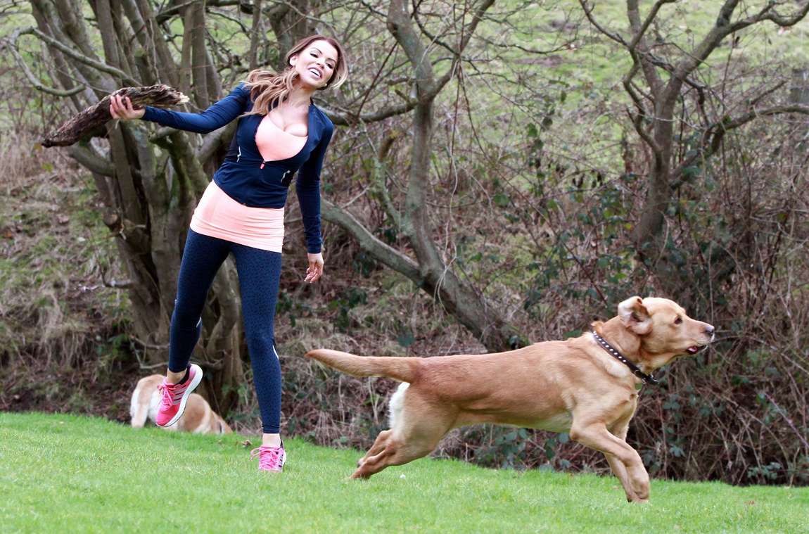 Tanya Bardsley in Leggings Workout