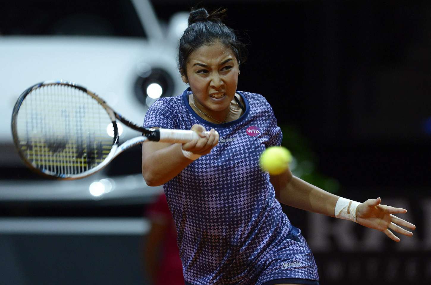 Zarina Diyas Porsche Tennis Grand Prix in Stuttgart Day3-1