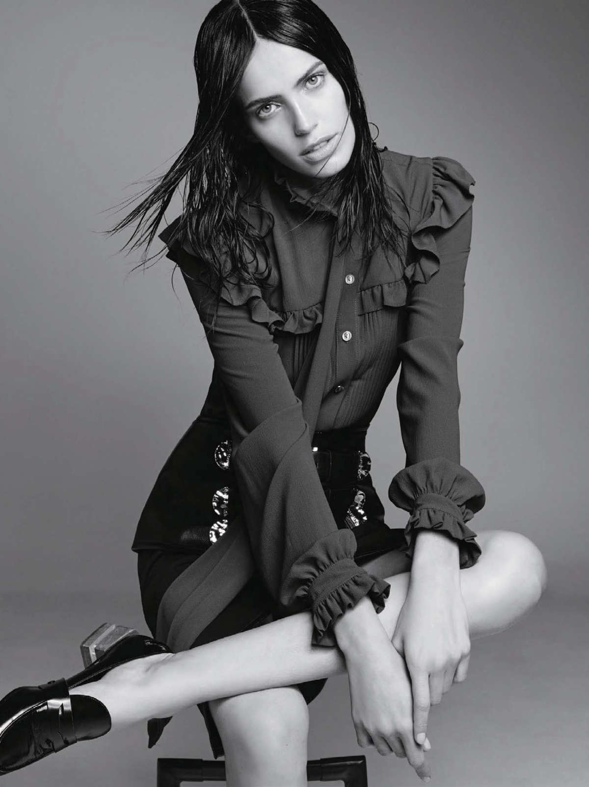 Amanda Wellsh Harpers Bazaar Brazil