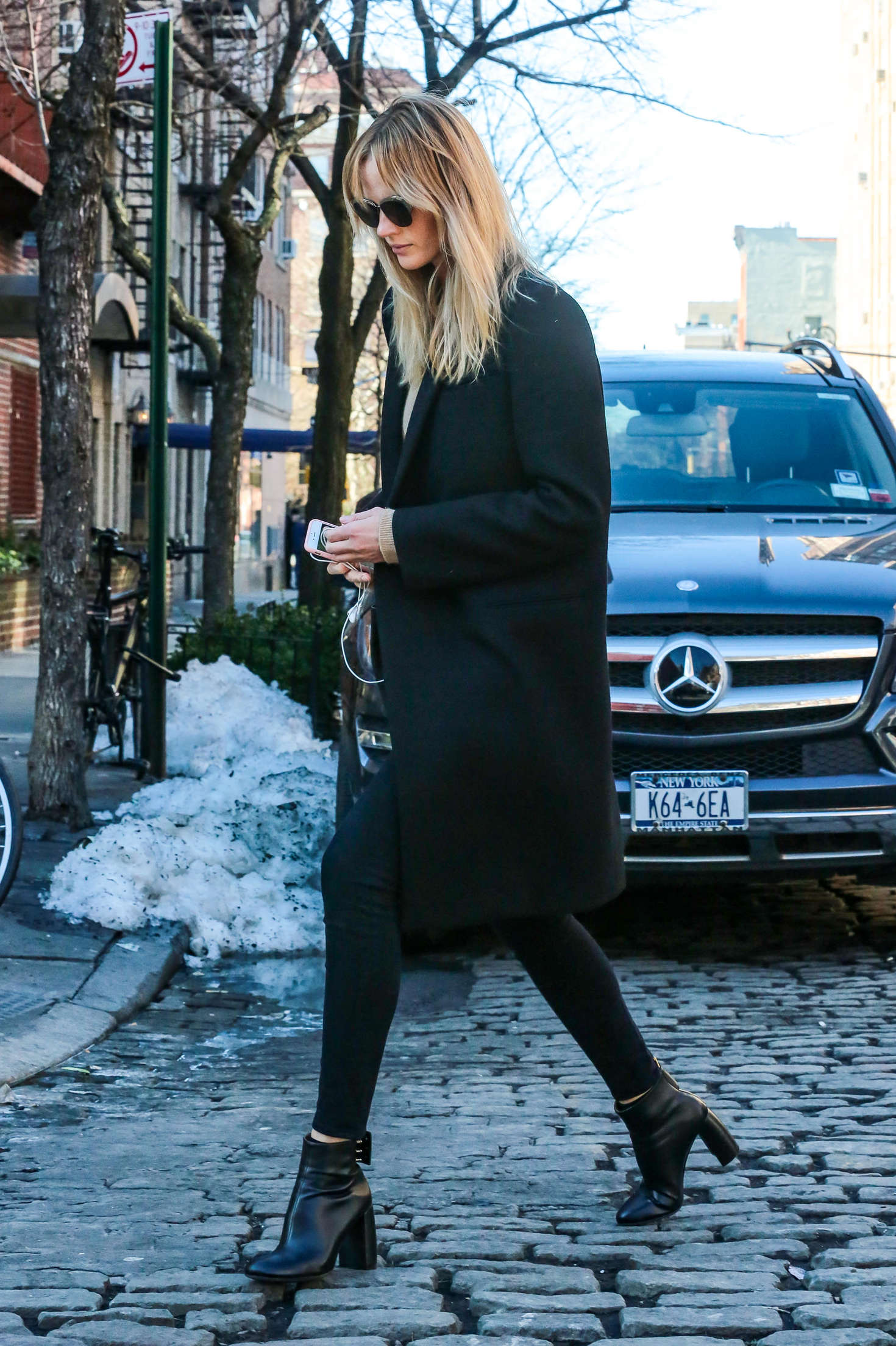 Anne Vyalitsyna out in New York City