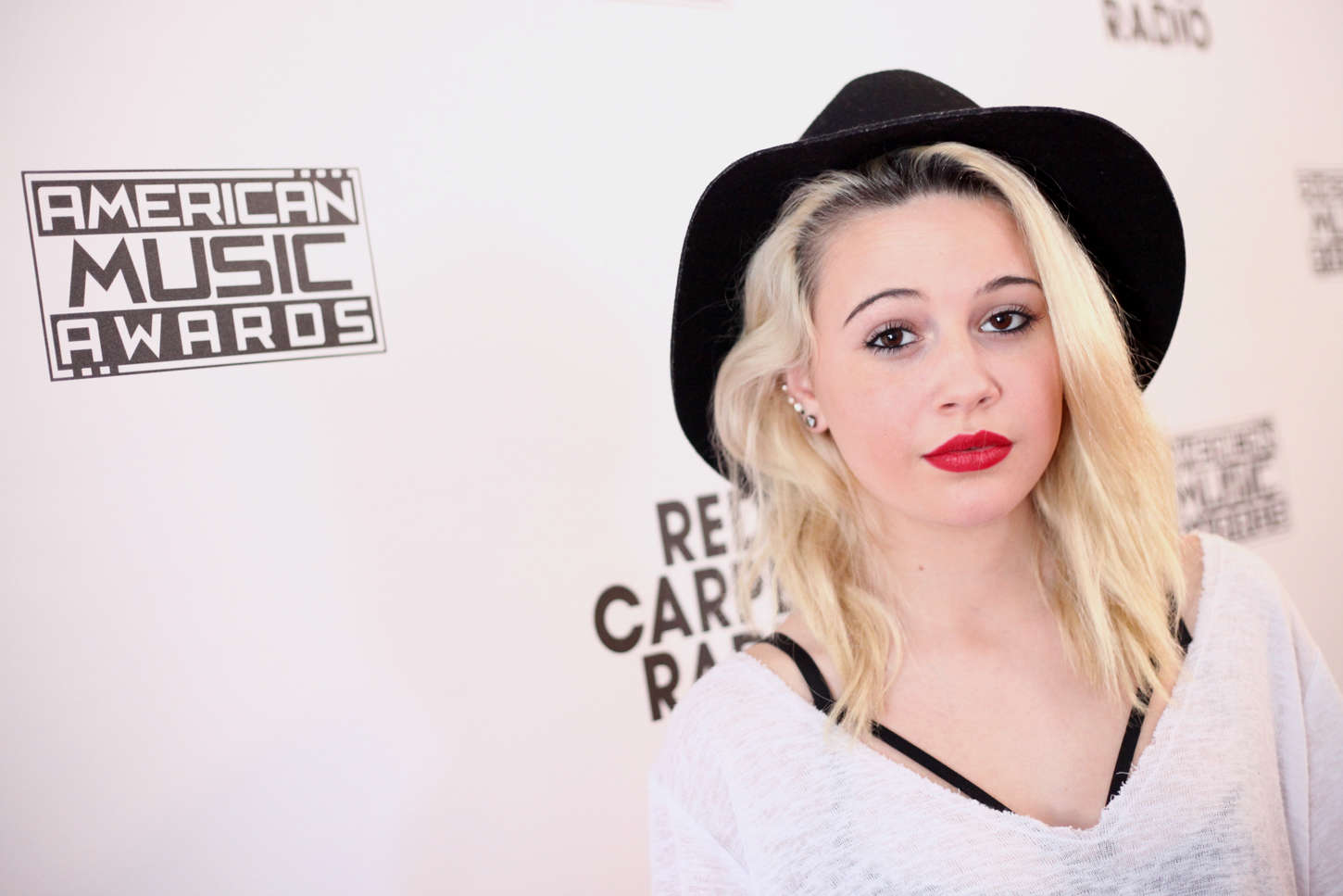 Beatrice Miller American Music Awards Radio Row in Los Angeles-1