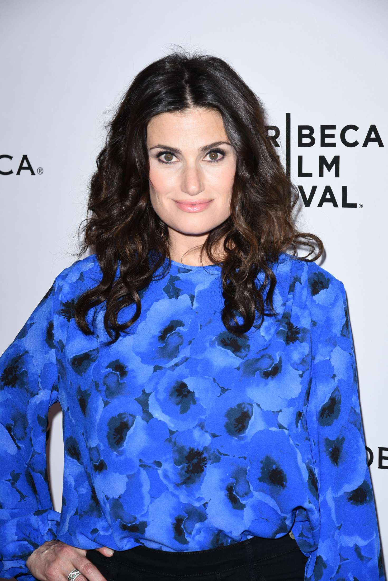 Idina Menzel Tribeca Talks Storytellers Idina Menzel in New York City-1