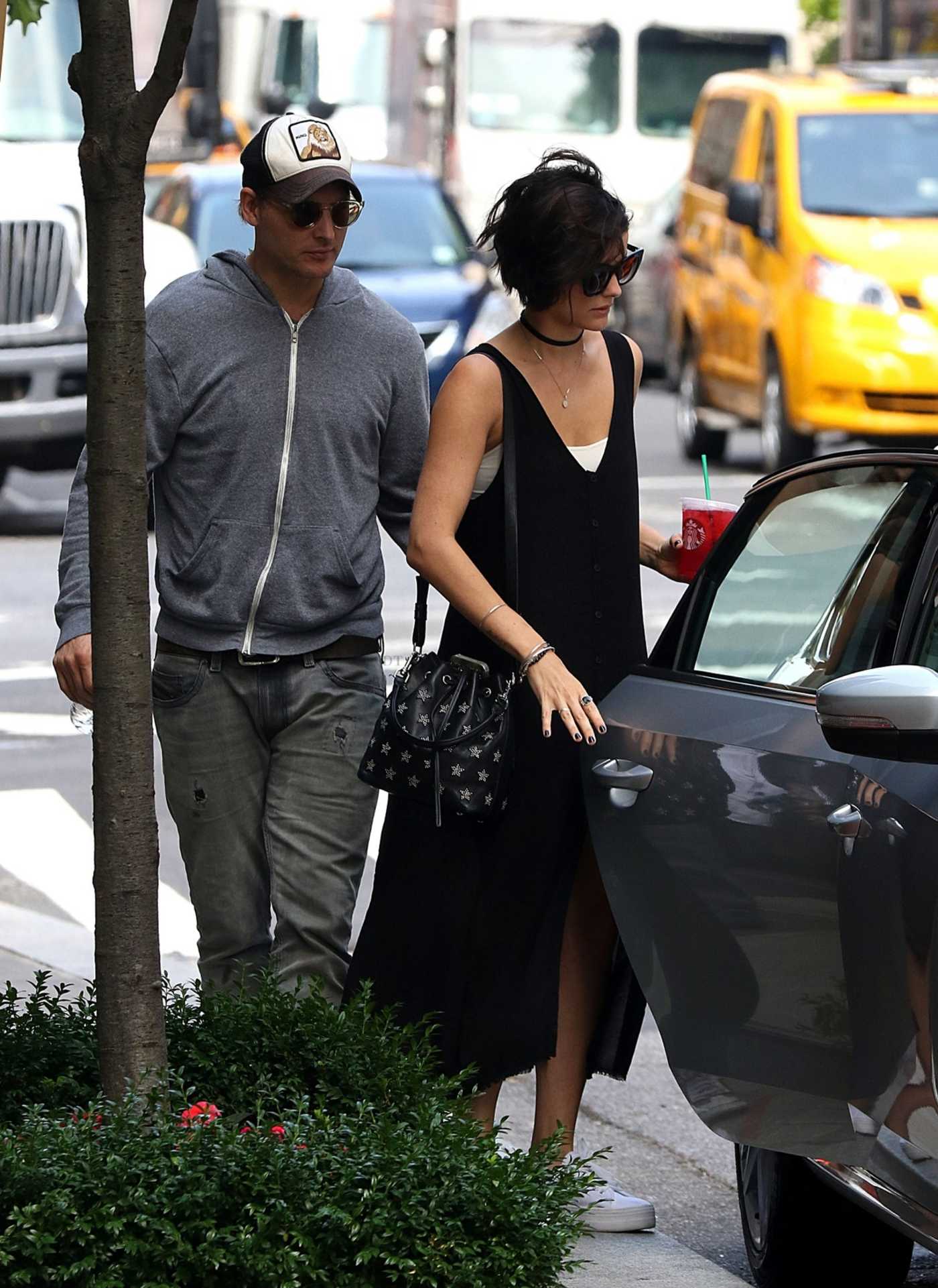 Jaimie Alexander With Peter Facinelli Out In New York Celebrity Wiki Onceleb Wiki