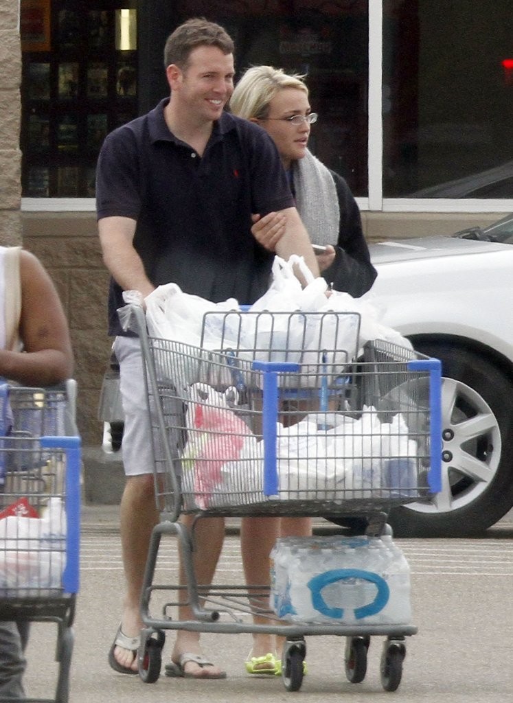 Jamie Lynn Spears shopping candids in Louisiana