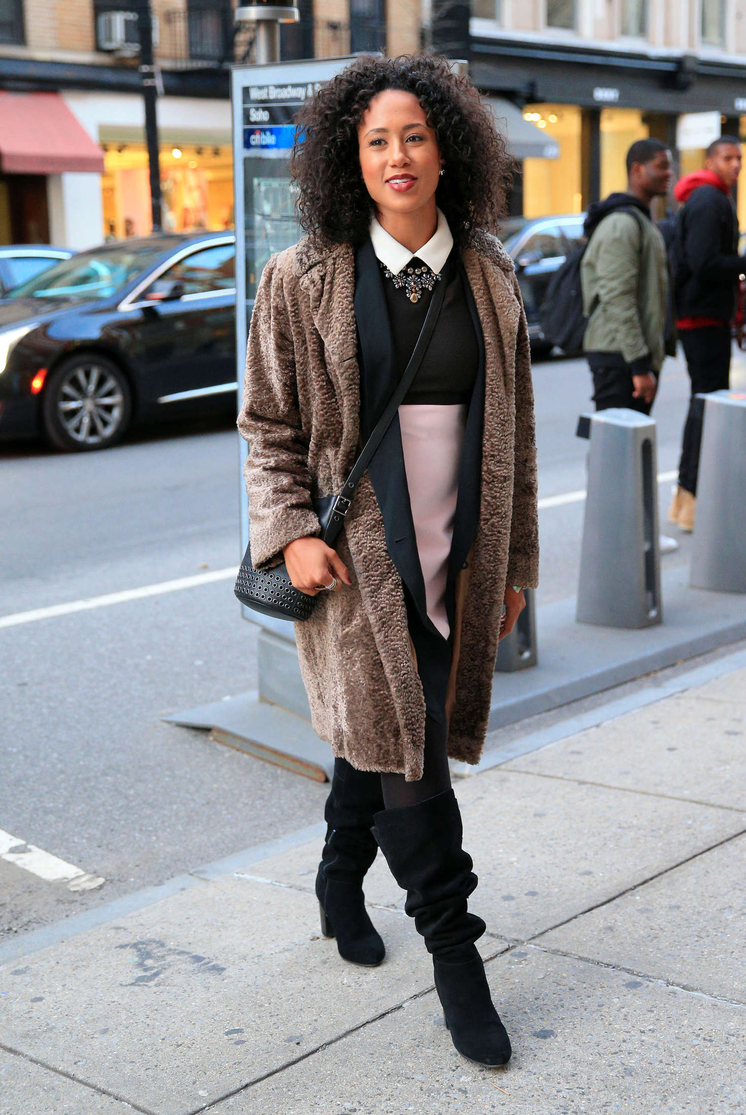 Margot Bingham Leaving AOL BUILD Studios in New York – Celebrity Wiki ...