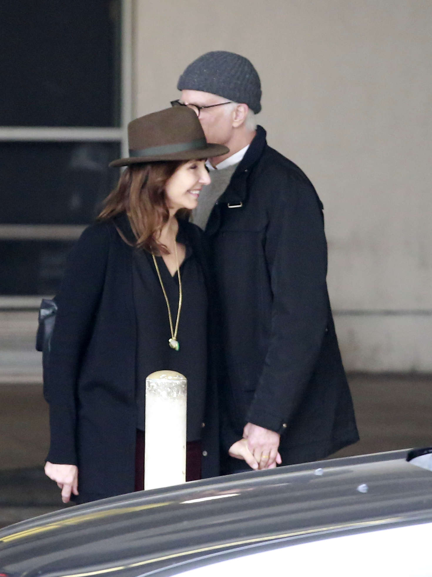 Mary Steenburge Arrives at LAX Airport in Los Angeles-1