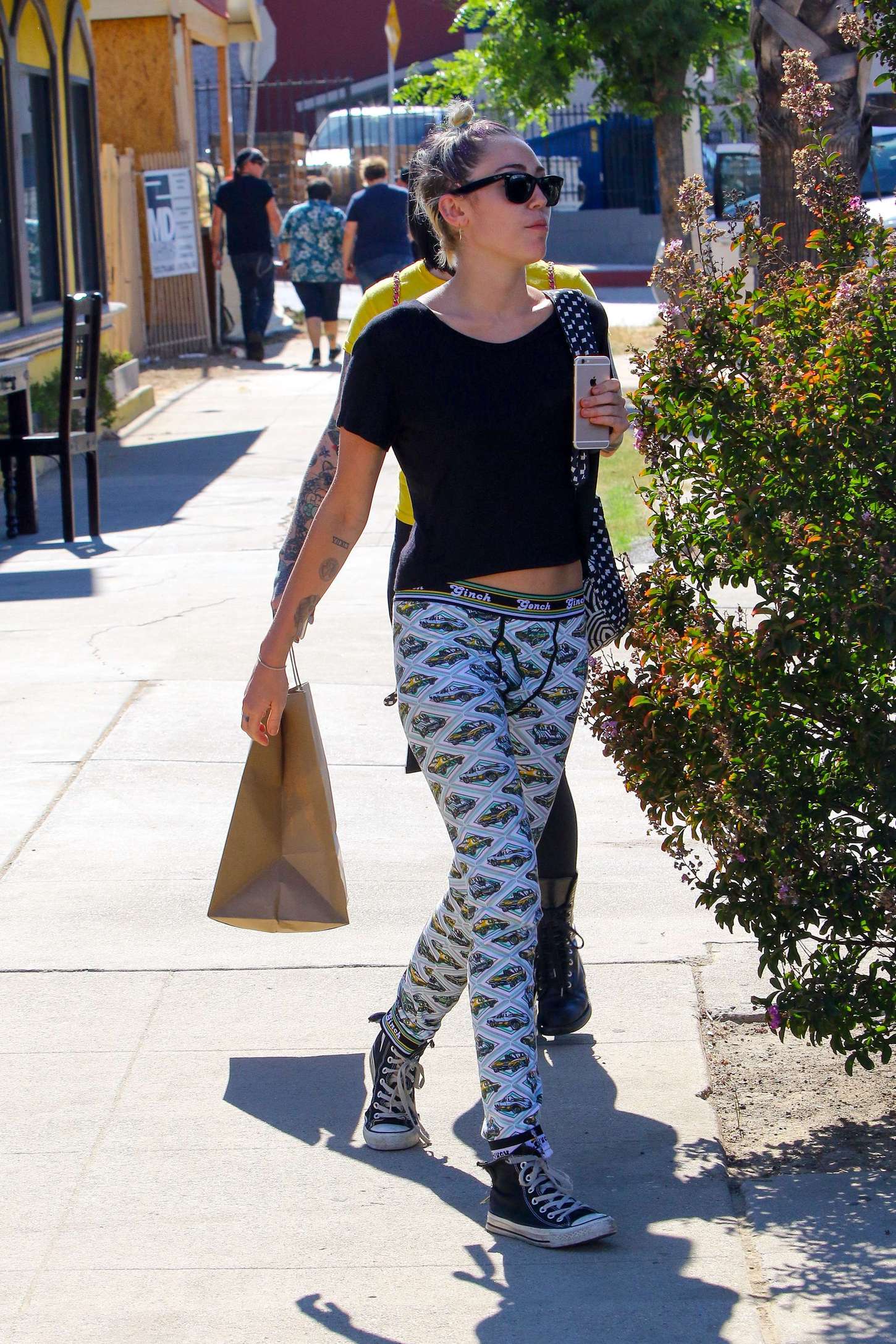 Miley Cyrus out in Studio City-1