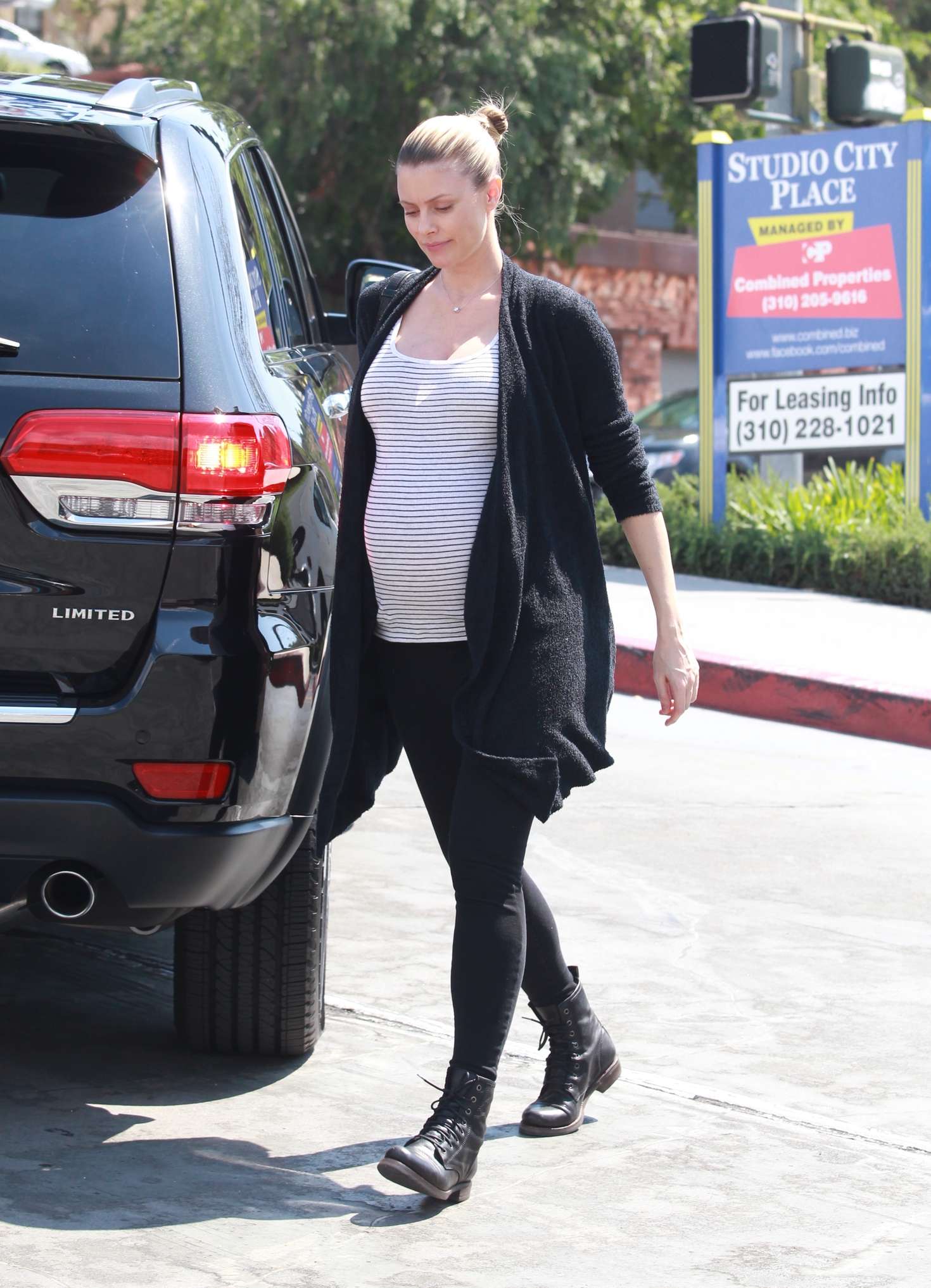 Paige Butcher out shopping in Studio City