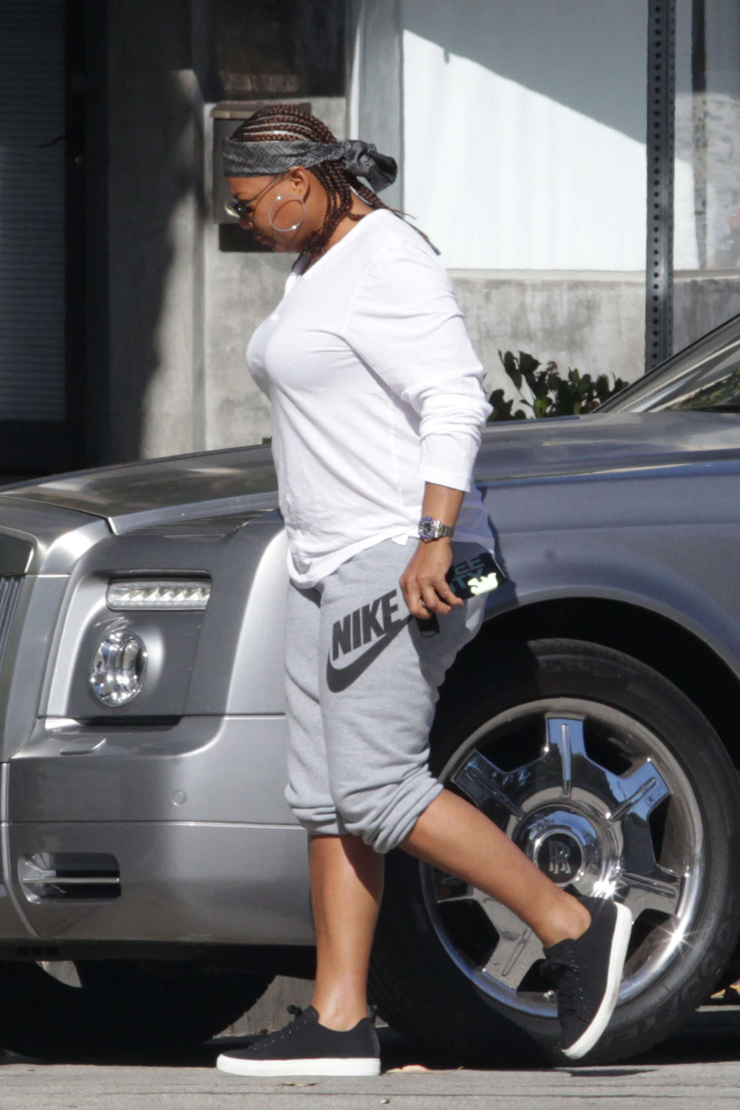 Queen Latifah go out in West Hollywood-1