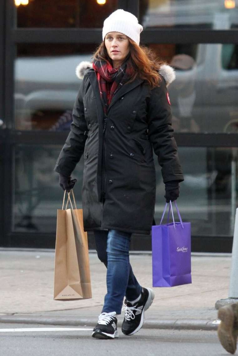 Robin Tunney out in New York