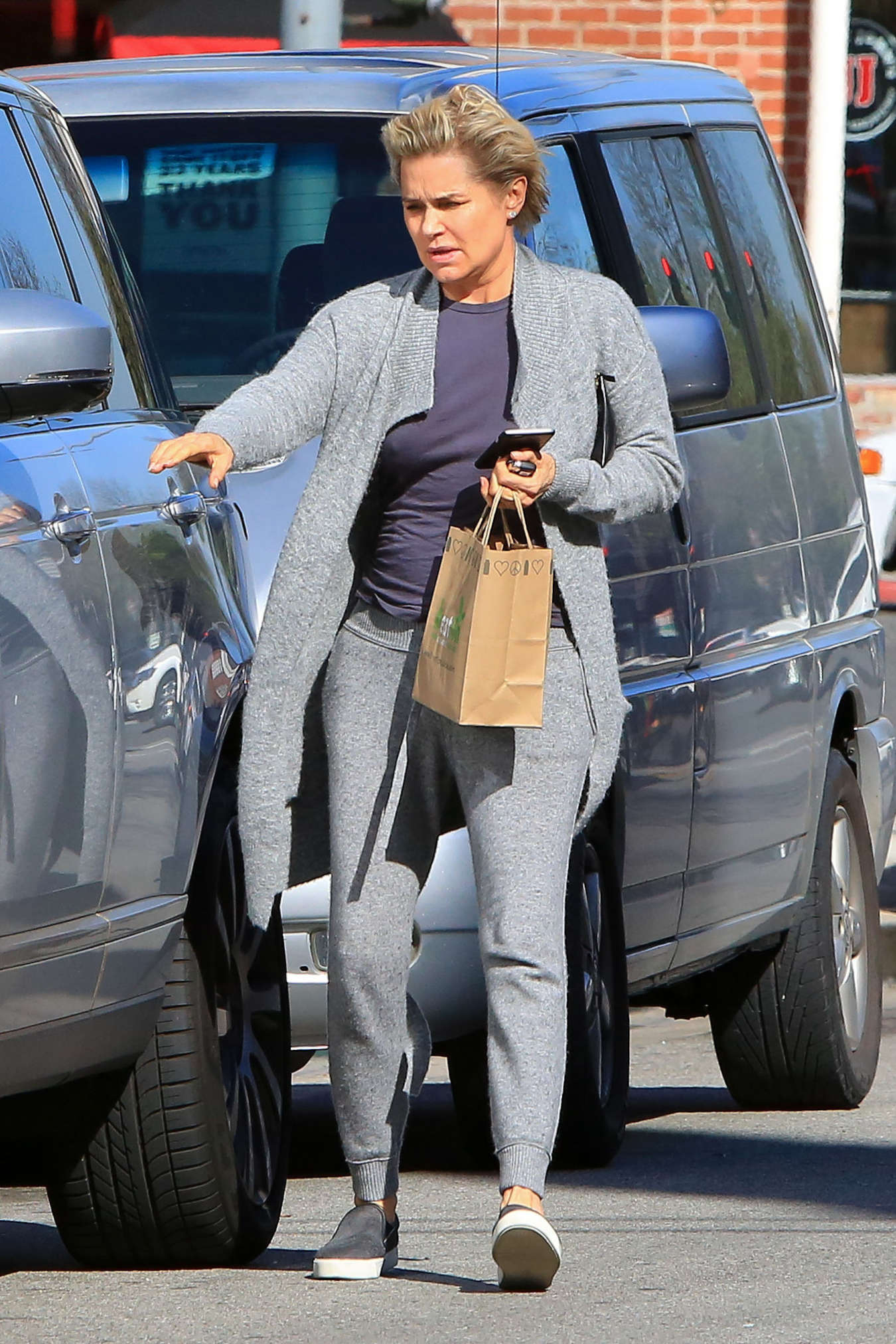 Yolanda Foster out in Beverly Hills-1